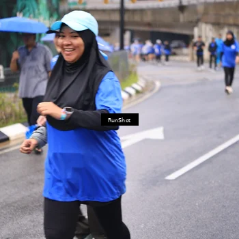Runner Photo 7960390