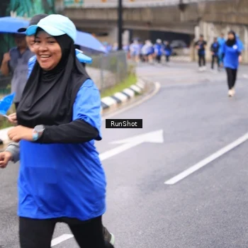 Runner Photo 7960393