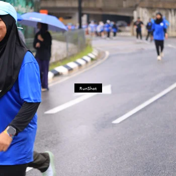 Runner Photo 7960394