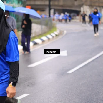 Runner Photo 7960418