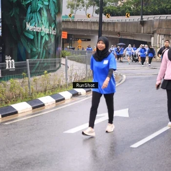 Runner Photo 7960421
