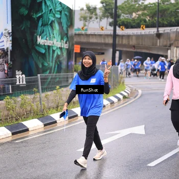 Runner Photo 7960426