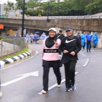 Runner Photo 7960432