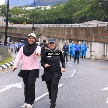 Runner Photo 7960437