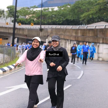 Runner Photo 7960438