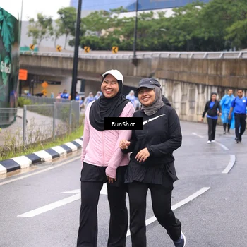 Runner Photo 7960442