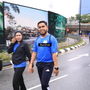 Runner Photo 7960496