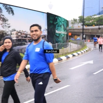Runner Photo 7960497