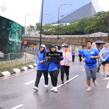 Runner Photo 7960539