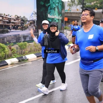 Runner Photo 7960560