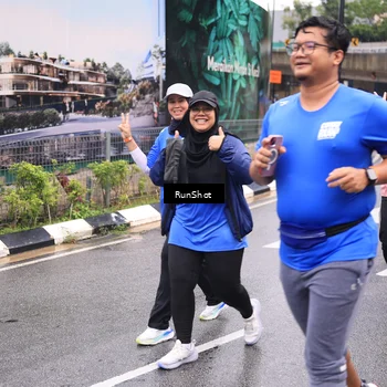 Runner Photo 7960565