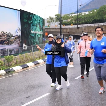 Runner Photo 7960580