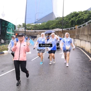 Runner Photo 7960581