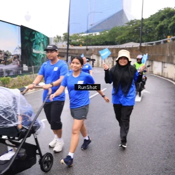 Runner Photo 7960647