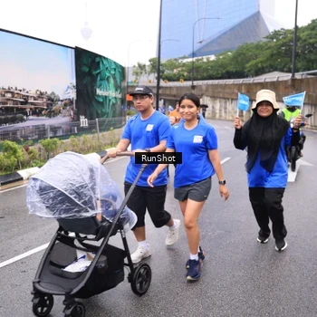Runner Photo 7960648