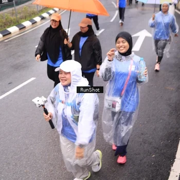 Runner Photo 7960654