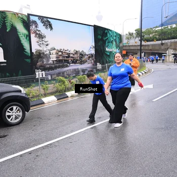 Runner Photo 7960671