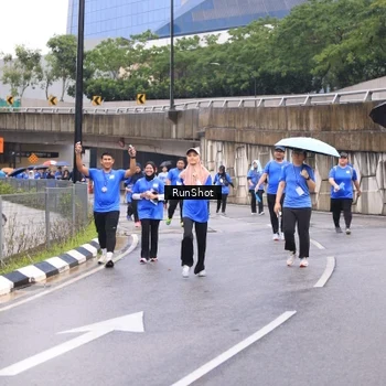 Runner Photo 7960707