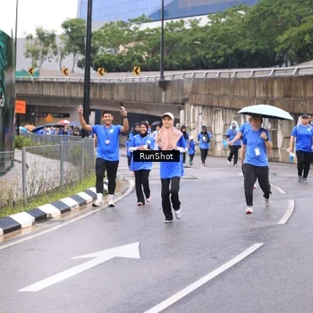 Runner Photo 7960710