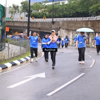 Runner Photo 7960712