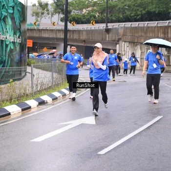 Runner Photo 7960713
