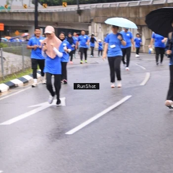 Runner Photo 7960716
