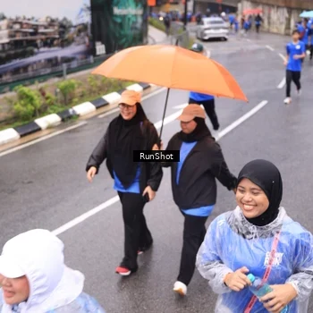 Runner Photo 7960753