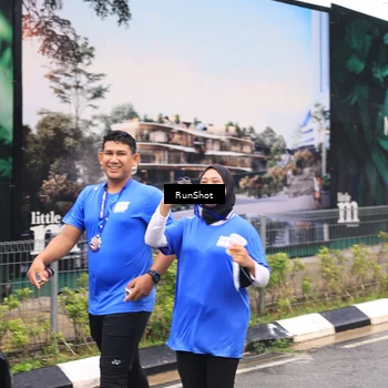 Runner Photo 7960764