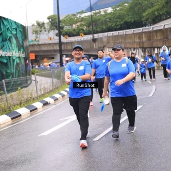 Runner Photo 7960782