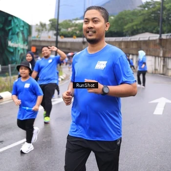 Runner Photo 7960815