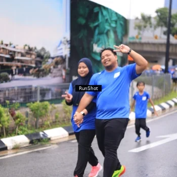 Runner Photo 7960825