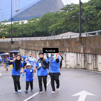 Runner Photo 7960839