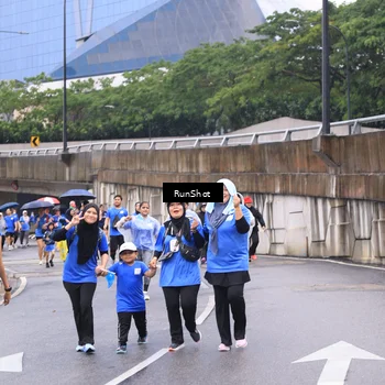 Runner Photo 7960840