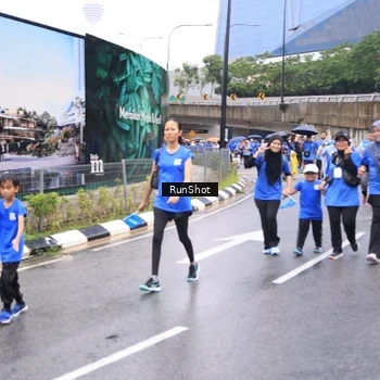 Runner Photo 7960858