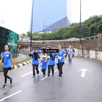 Runner Photo 7960863