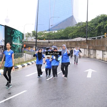 Runner Photo 7960865