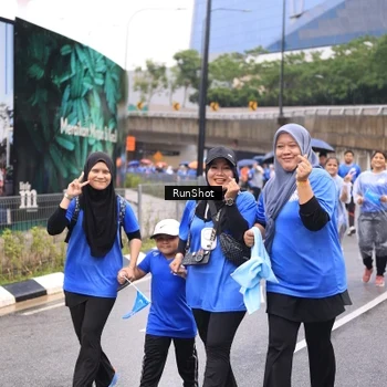 Runner Photo 7960878