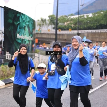 Runner Photo 7960879