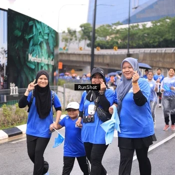 Runner Photo 7960880