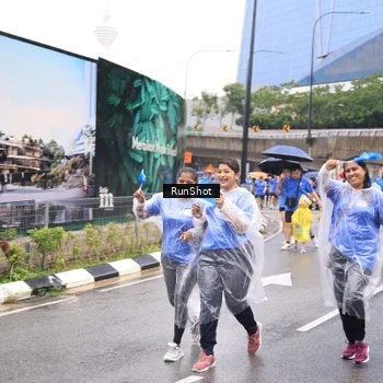 Runner Photo 7960897