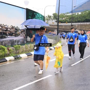 Runner Photo 7960949