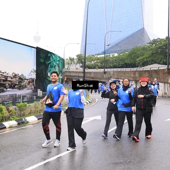 Runner Photo 7960976
