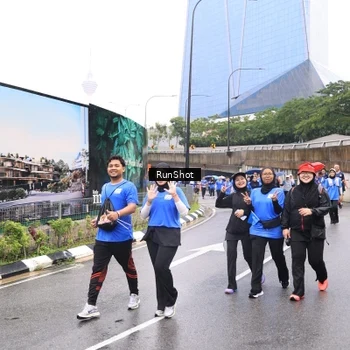 Runner Photo 7960979