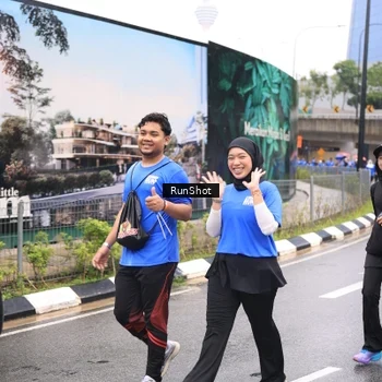 Runner Photo 7960990