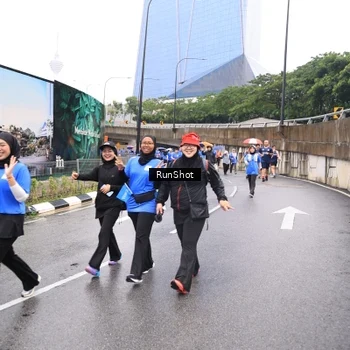 Runner Photo 7960995