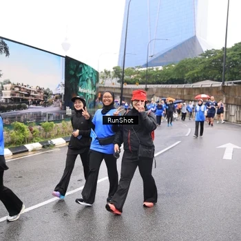 Runner Photo 7961001