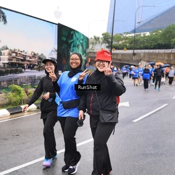Runner Photo 7961004