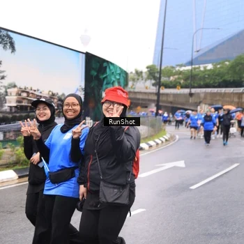 Runner Photo 7961005