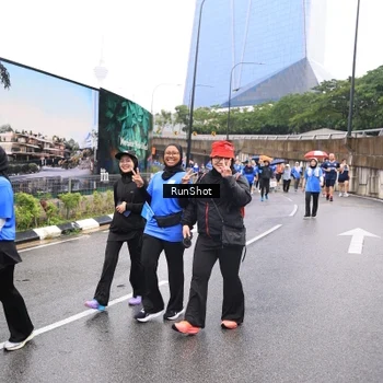 Runner Photo 7961014