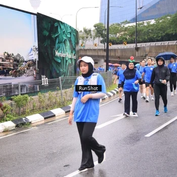 Runner Photo 7961021